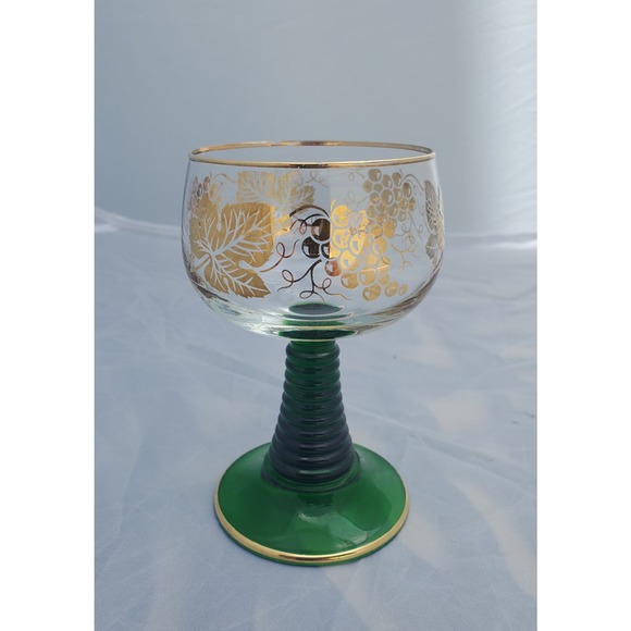 3 Vintage 4.5" Germany Bockling Roemer Grapes Pattern Glasses - Picture 4 of 5